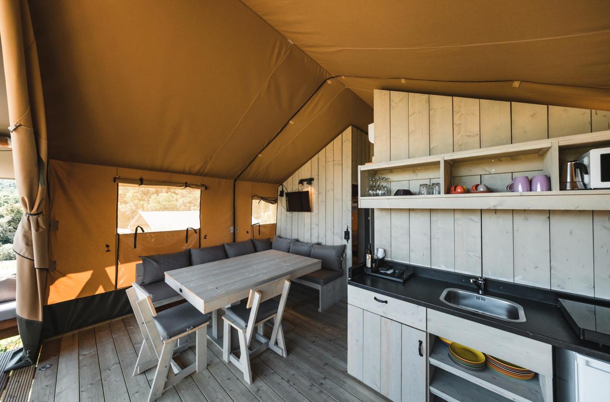 Glamping Le Tegole Hotel ริปาร์เบลลา ภายนอก รูปภาพ